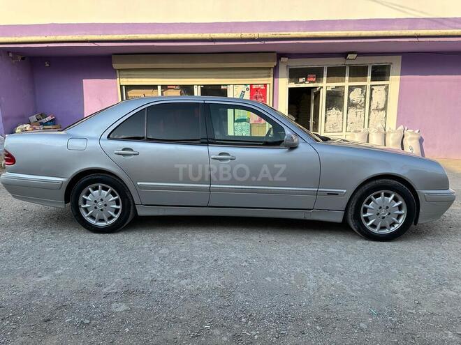 Mercedes E 240 1999, 435,327 km - 2.4 l - Bakı