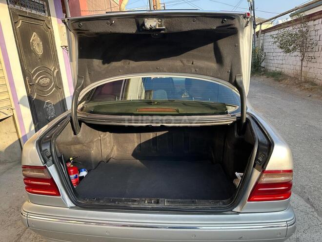 Mercedes E 240 1999, 435,327 km - 2.4 l - Bakı