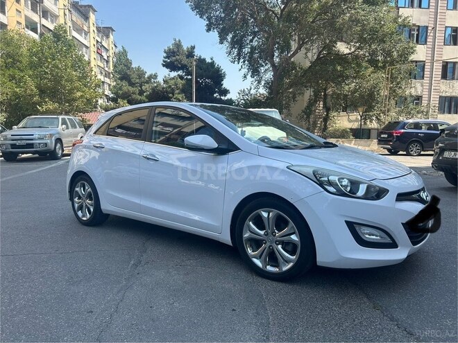 Hyundai i30 2014, 109,000 km - 1.6 л - Bakı