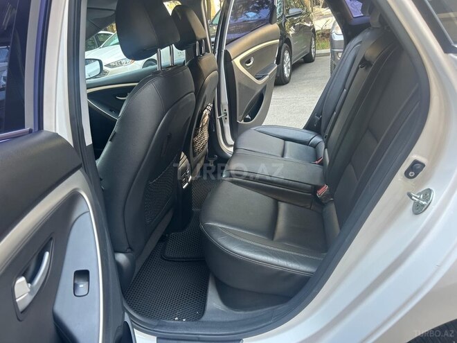 Hyundai i30 2014, 109,000 km - 1.6 л - Bakı