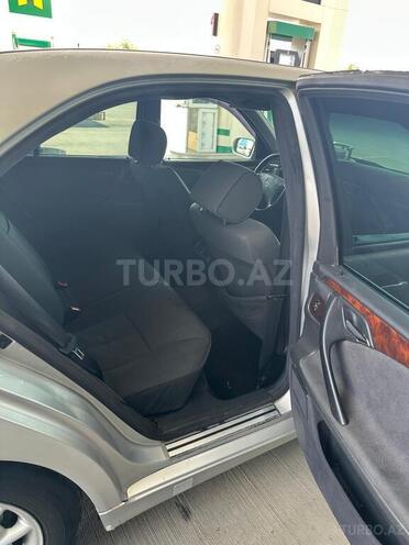 Mercedes E 220 d 2001, 140,000 km - 2.2 л - Şəmkir
