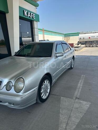 Mercedes E 220 d 2001, 140,000 km - 2.2 л - Şəmkir