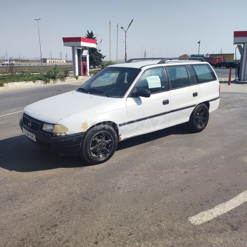 Opel Astra 1997, 568,000 km - 1.6 л - Bakı