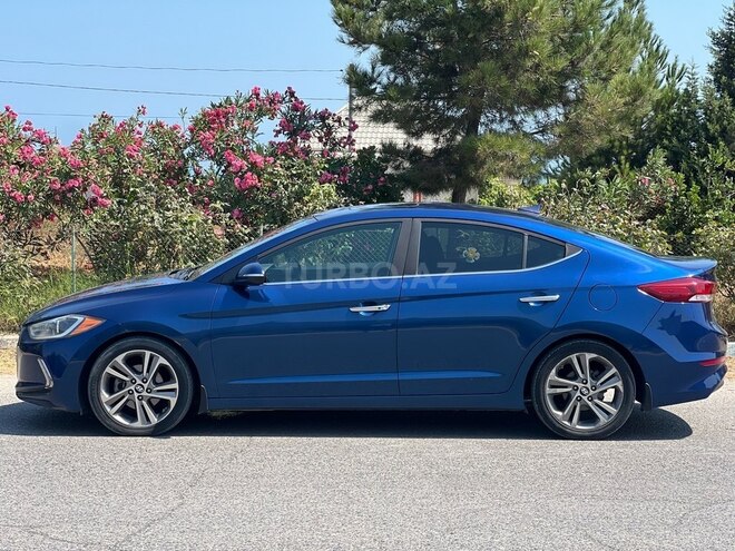 Hyundai Elantra 2016, 38,022 km - 2.0 l - Bakı