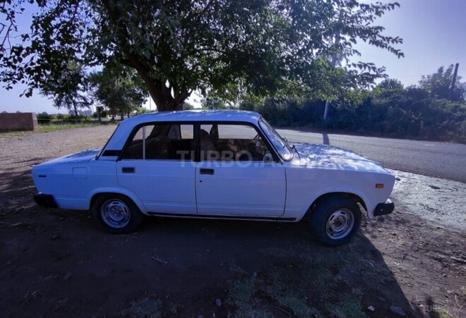 LADA (VAZ) 2107 1985, 66,461 km - 1.5 л - Qazax