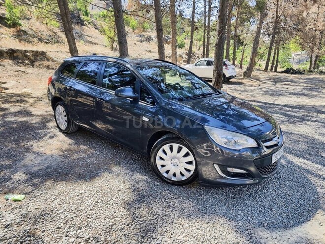 Opel Astra 2013, 231,000 km - 1.4 л - Bakı
