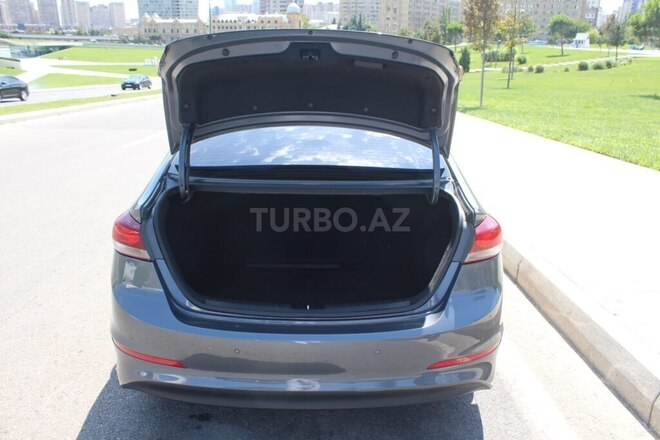 Hyundai Avante 2018, 167,300 km - 1.6 l - Bakı