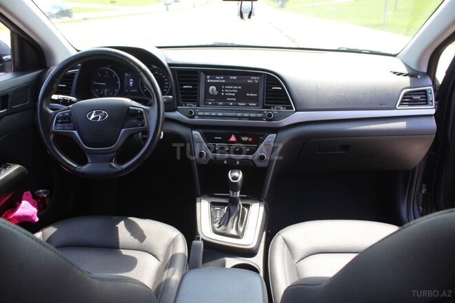 Hyundai Avante 2018, 167,300 km - 1.6 l - Bakı
