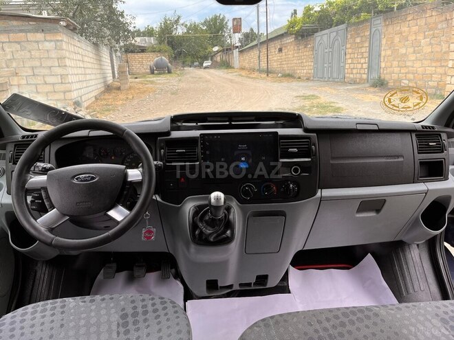 Ford Transit 2009, 150,105 km - 2.2 l - Quba