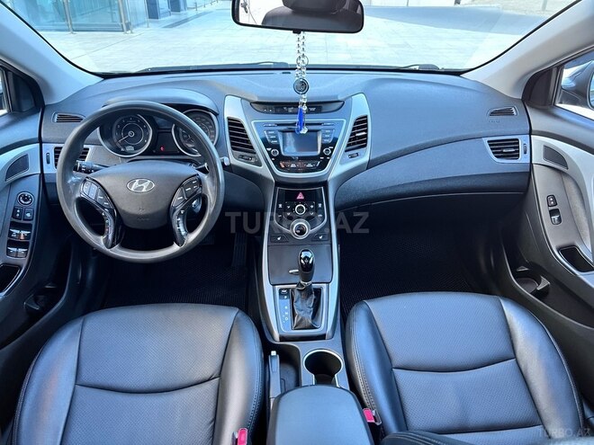 Hyundai Elantra 2015, 179,000 km - 1.8 л - Bakı