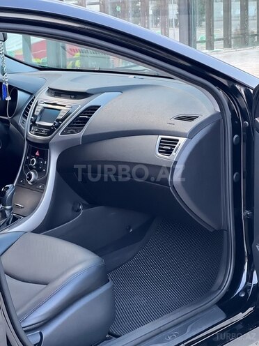 Hyundai Elantra 2015, 179,000 km - 1.8 л - Bakı