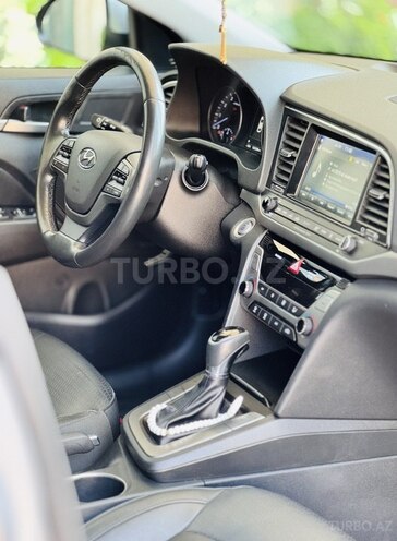 Hyundai Elantra 2016, 122,000 km - 2.0 л - Bakı