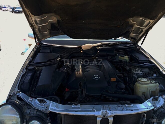 Mercedes E 280 2000, 361,999 km - 2.8 l - Bakı