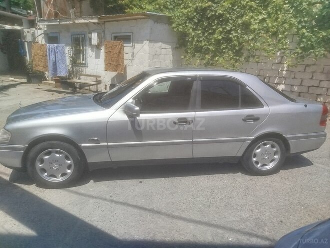 Mercedes C 200 1995, 673,333 km - 2.0 l - Bakı