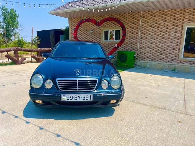 Mercedes E 280 1999, 384,000 km - 2.8 l - Salyan