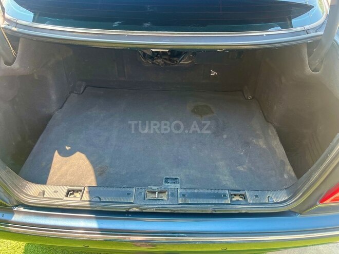 Mercedes E 280 1999, 384,000 km - 2.8 l - Salyan