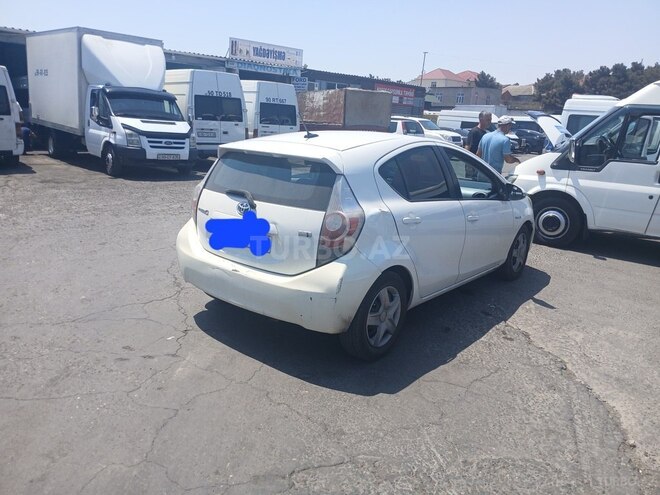 Toyota Prius C 2012, 514,990 km - 1.5 l - Bakı