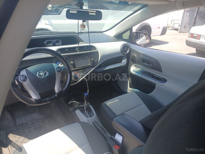 Toyota Prius C 2012, 514,990 km - 1.5 l - Bakı