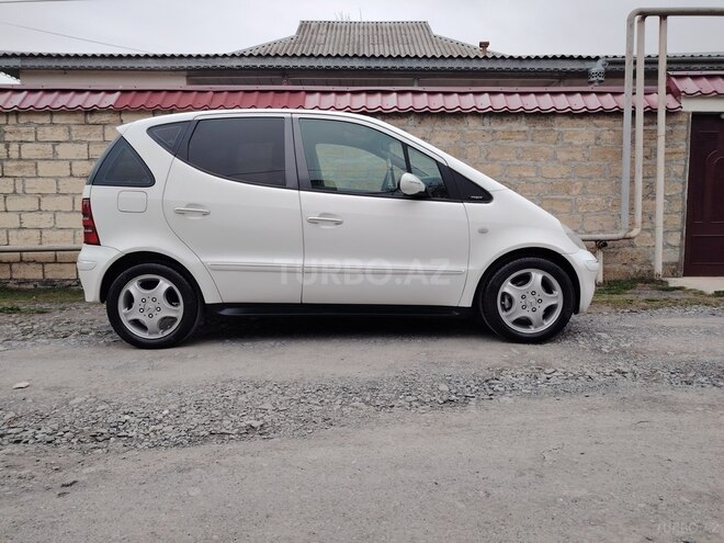 Mercedes A 160 2002, 198,000 km - 1.6 l - Qəbələ