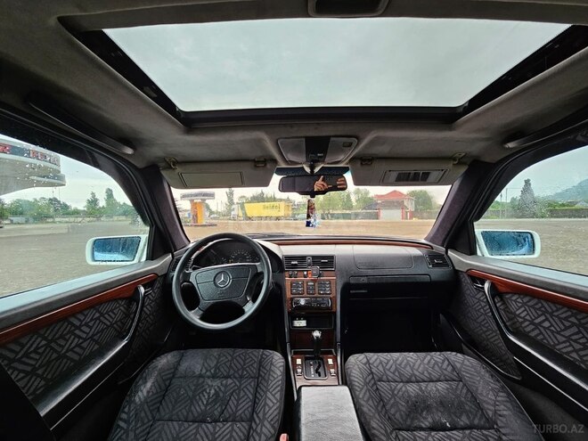 Mercedes C 250 d 1995, 515,328 km - 2.5 l - Astara