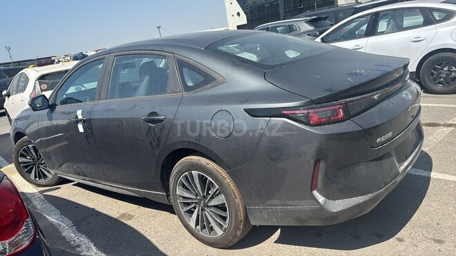 Changan Qiyuan A05 2025, 0 km - 1.5 л - Bakı