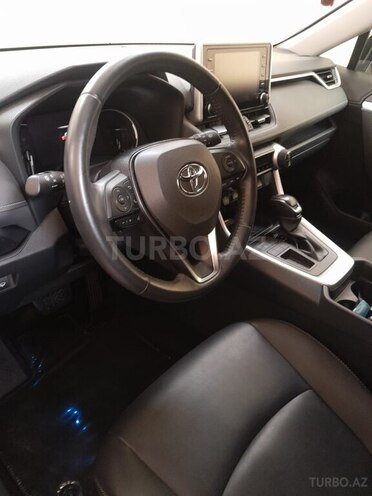 Toyota RAV4 2019, 20,000 km - 2.0 l - Gəncə