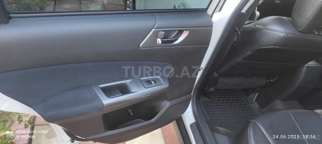 Subaru Forester 2012, 225,000 km - 2.5 l - Bakı