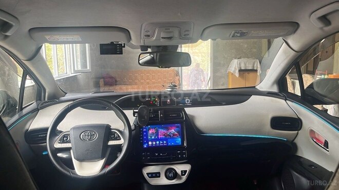 Toyota Prius 2017, 129,000 km - 1.8 l - Gəncə