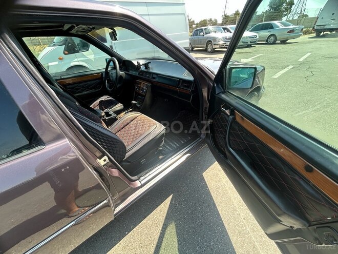 Mercedes E 250 1993, 354,807 km - 2.5 l - Xırdalan