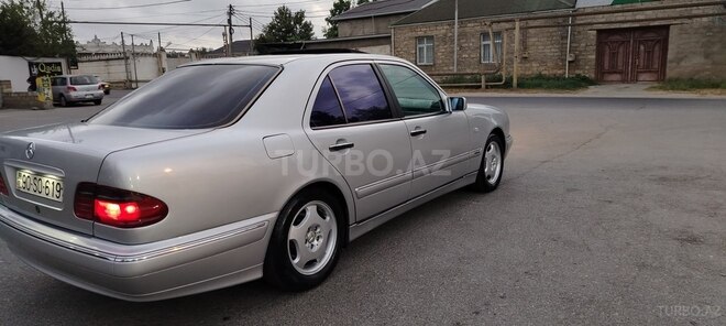 Mercedes E 240 1998, 425,000 km - 2.4 l - Bakı