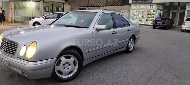 Mercedes E 240 1998, 425,000 km - 2.4 l - Bakı