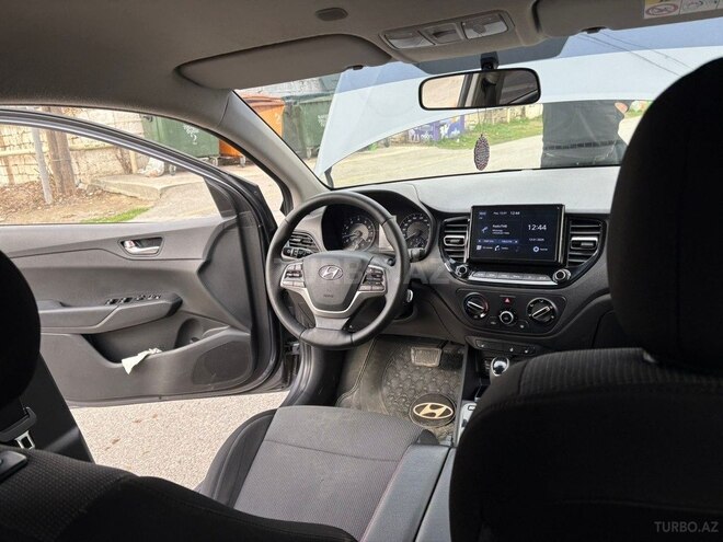 Hyundai Accent 2021, 107,521 km - 1.6 л - Bakı