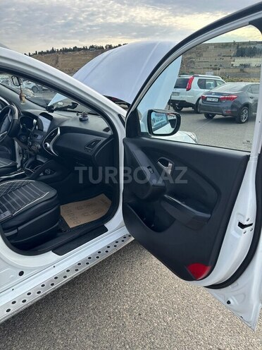 Hyundai ix35 2012, 175,000 km - 2.0 l - Bakı