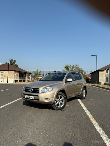 Toyota RAV4 2007, 288,640 km - 2.4 l - Zaqatala