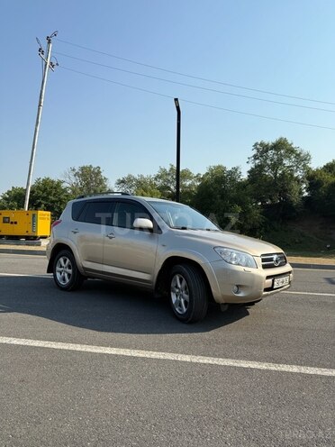 Toyota RAV4 2007, 288,640 km - 2.4 l - Zaqatala