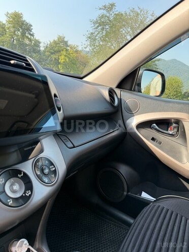 Toyota RAV4 2007, 288,640 km - 2.4 l - Zaqatala