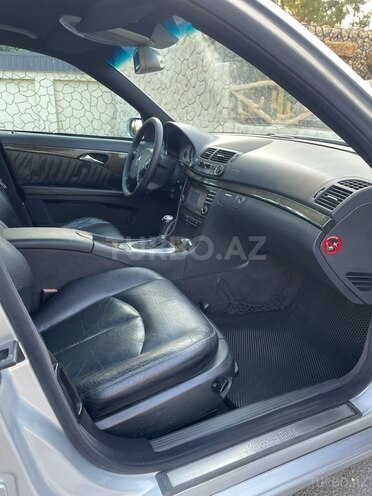 Mercedes E 240 2002, 362,000 km - 2.6 l - Ağdaş