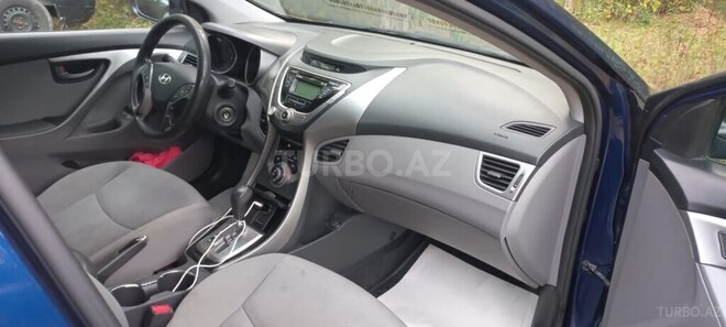 Hyundai Elantra 2012, 278,000 km - 1.8 l - Xudat
