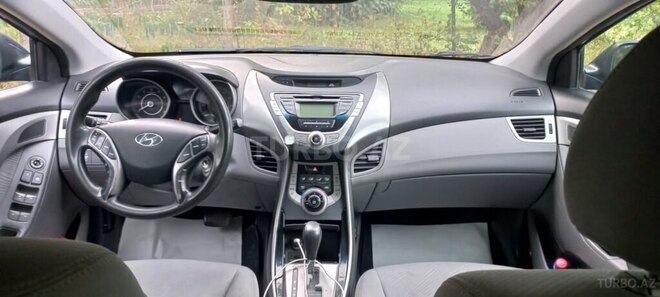 Hyundai Elantra 2012, 278,000 km - 1.8 l - Xudat