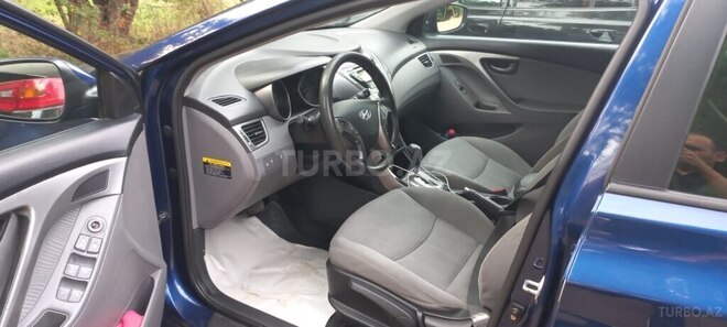 Hyundai Elantra 2012, 278,000 km - 1.8 l - Xudat