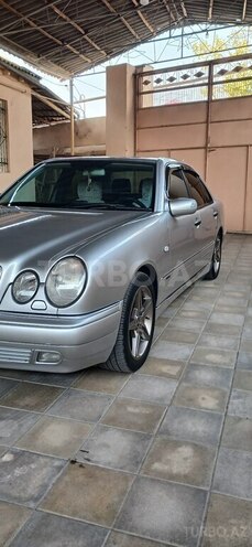 Mercedes E 240 1998, 420,886 km - 2.4 l - Gəncə