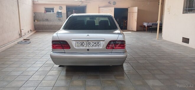Mercedes E 240 1998, 420,886 km - 2.4 l - Gəncə
