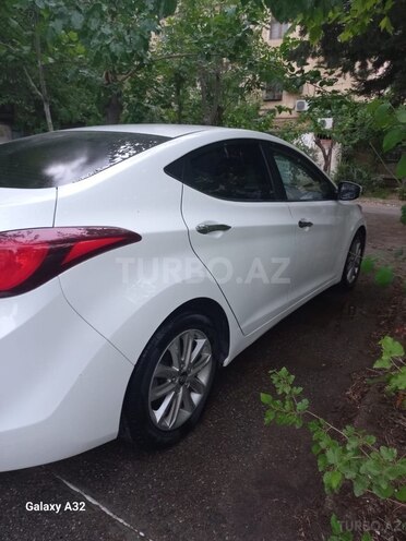 Hyundai Avante 2015, 117,000 km - 1.6 л - Bakı