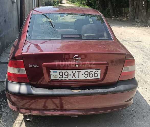 Opel Vectra 1997, 427,000 km - 1.6 l - Xudat