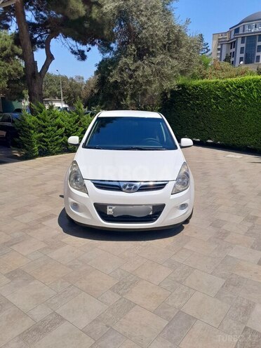 Hyundai i20 2012, 211,250 km - 1.4 l - Bakı