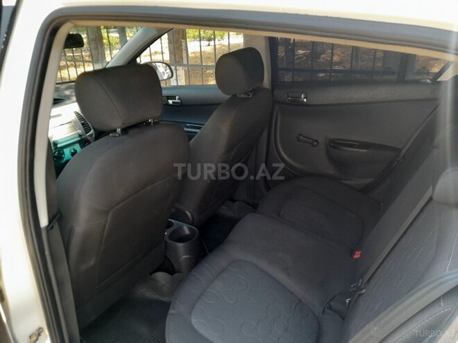 Hyundai i20 2012, 211,250 km - 1.4 l - Bakı