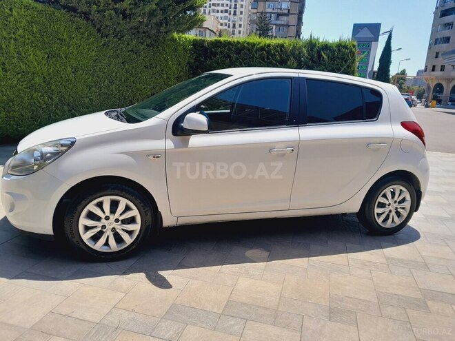 Hyundai i20 2012, 211,250 km - 1.4 l - Bakı