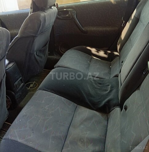 Opel Vectra 1996, 250,000 km - 2.0 l - Hacıqabul
