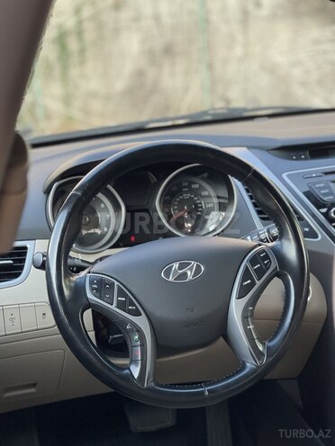 Hyundai Elantra 2015, 105,000 km - 1.8 l - Bakı