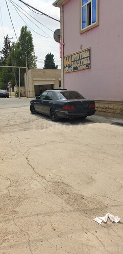 Mercedes E 280 1996, 352,842 km - 2.8 l - Cəlilabad